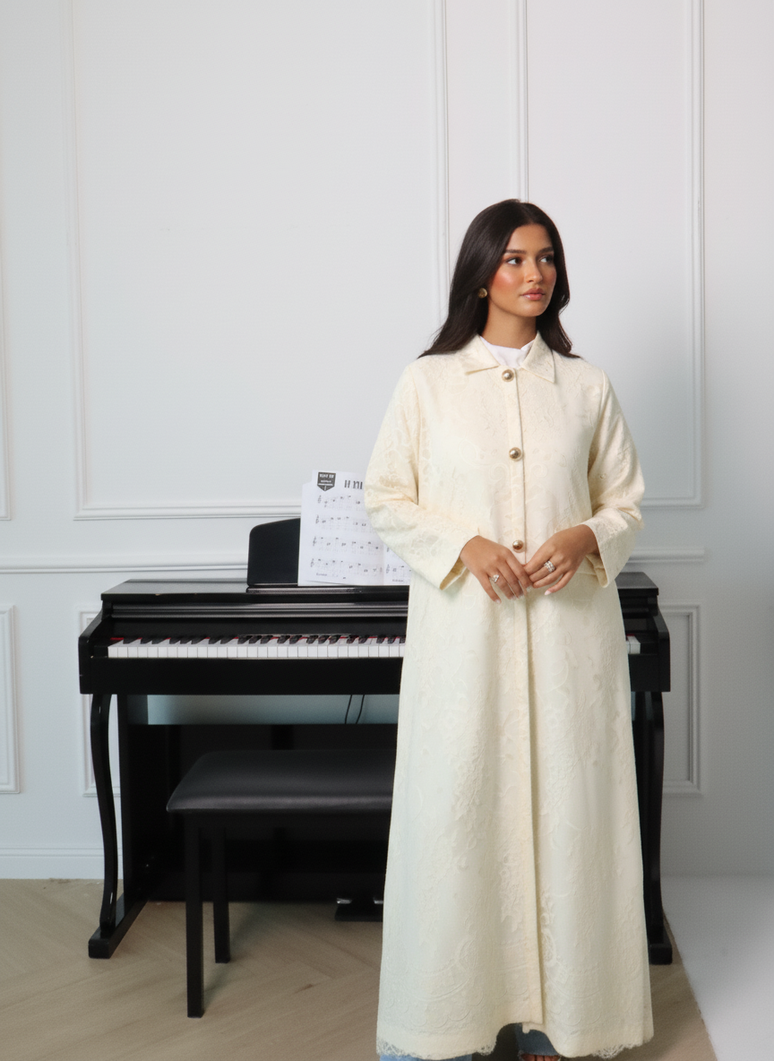 Off White Dantel Abaya