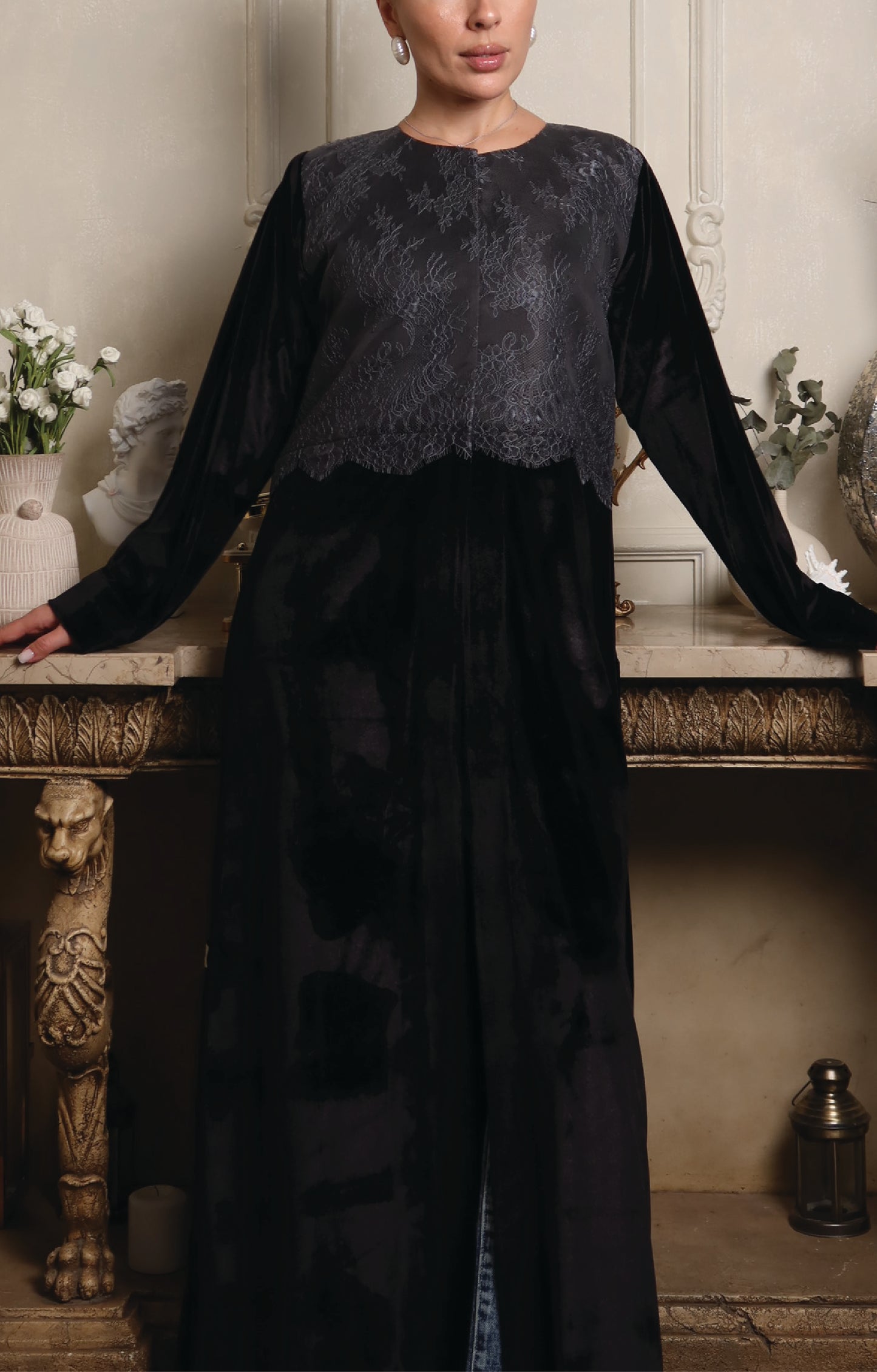 A New Winter Moonlight Touch – Velvet & Lace Abaya