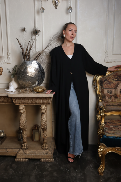 A New' Winter Elegance Abaya - Black