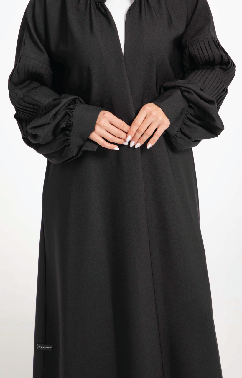 Detailed Sleeve Crepe Abaya