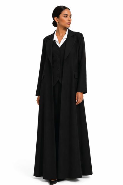 A 90s-Inspired Abaya Set with Inner Layer